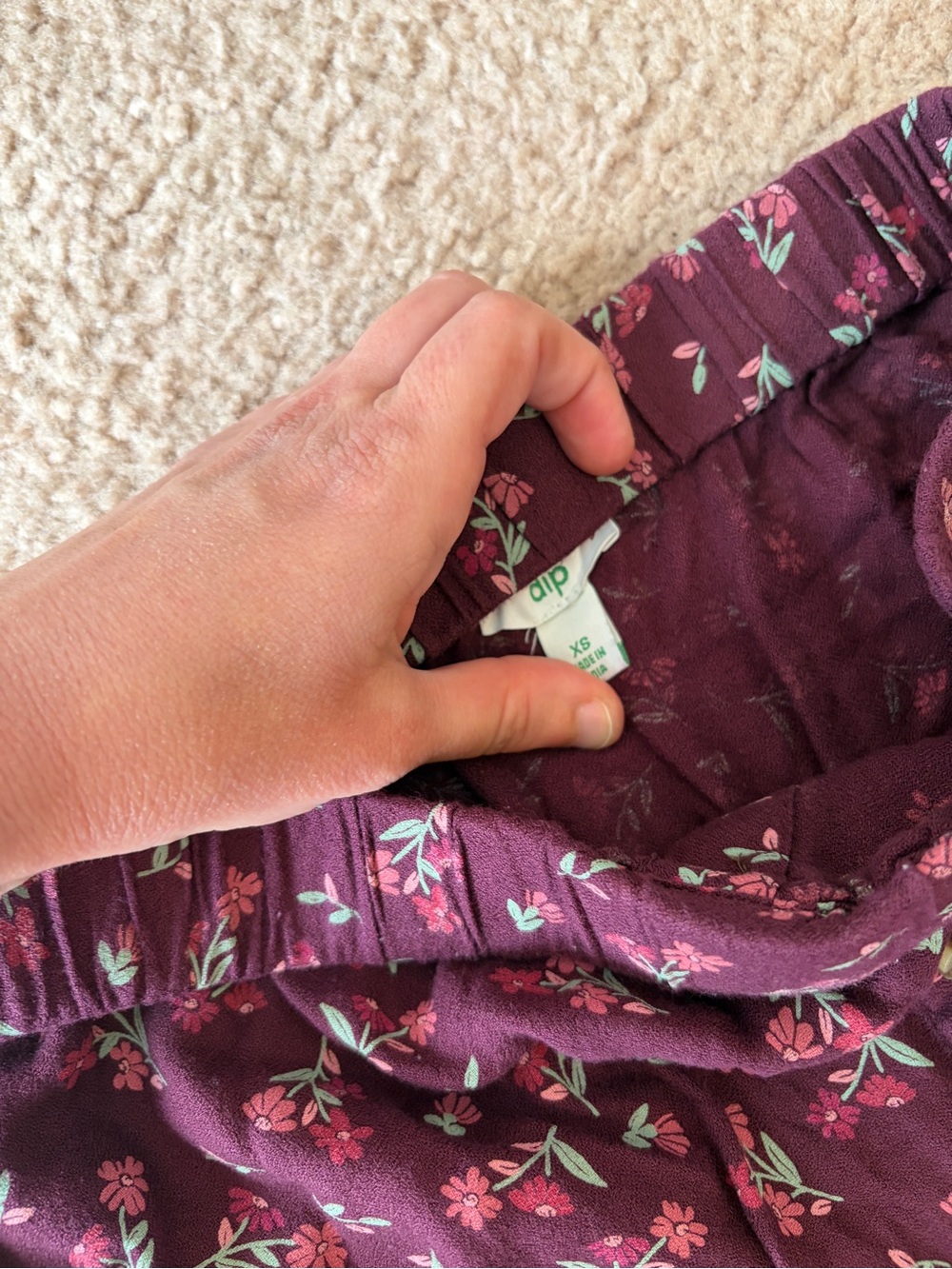 Summery Comfy Floral Purple Skirt with Buttons and Pockets - Picture 7 of 11